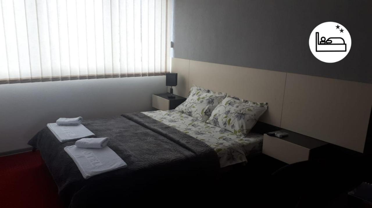 Rooms S&S Milicevic U Strogom Centru Aleksandrovca Aleksandrovac Exterior foto