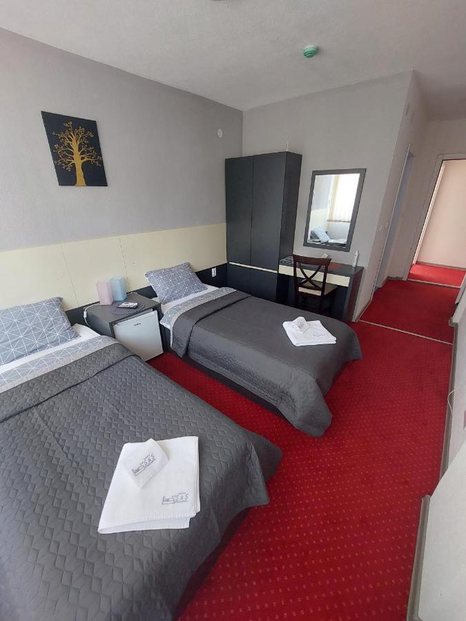 Rooms S&S Milicevic U Strogom Centru Aleksandrovca Aleksandrovac Exterior foto